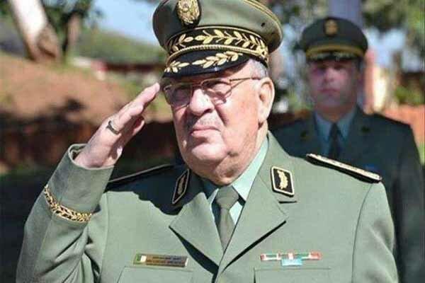 رئیس ستاد ارتش الجزایر راهکاربرون رفت از بحران را معین کرد