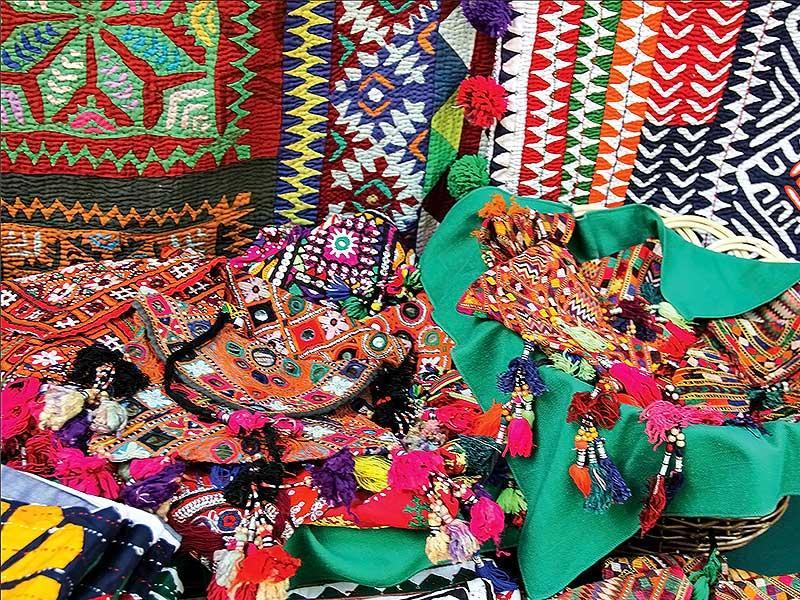 هنرستان دخترانه صنایع دستی در حاشیه شهر زاهدان ایجاد می گردد
