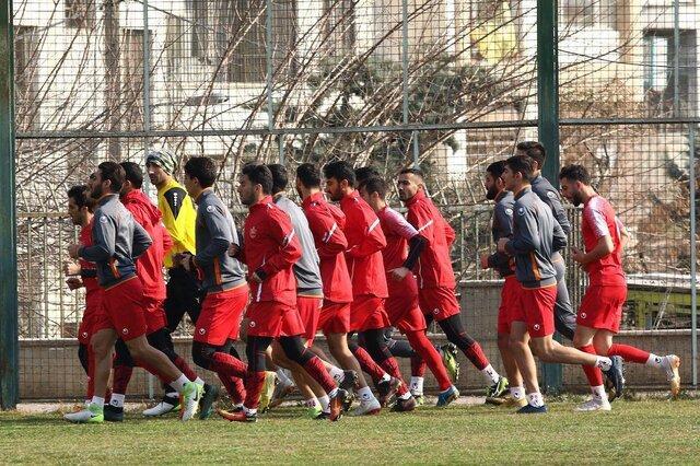 عدم همکاری بازیکنان پرسپولیس با اسپانسر به دلیل طلبکاری عدم همکاری بازیکنان پرسپولیس با اسپانسر به دلیل طلبکاری